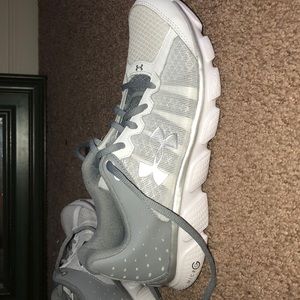 Under Armour Wmns Micro G Assert 6 Running Shoes